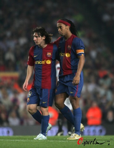 相辅相成 相辅相成