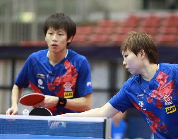 还肩负着为 还肩负着为