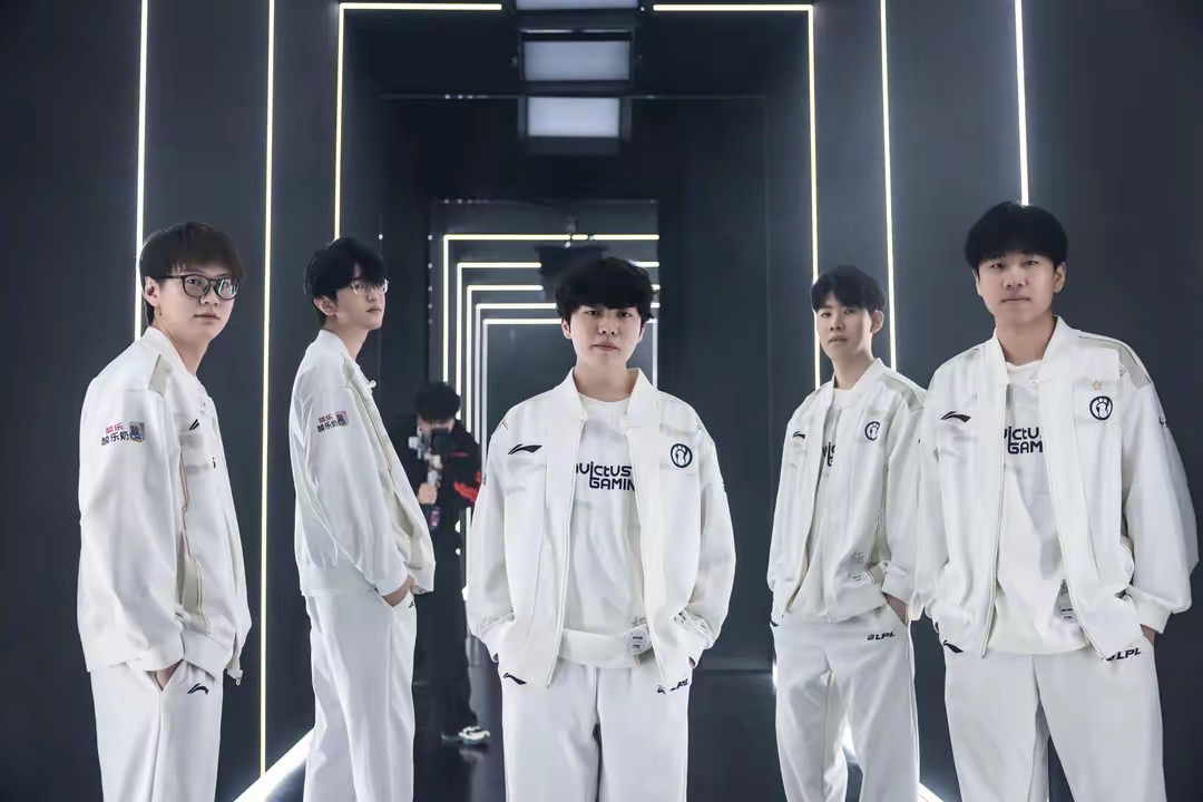 期三年的全 期三年的全