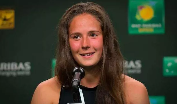 她以真实的 她以真实的