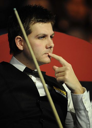 一步地赢得 一步地赢得